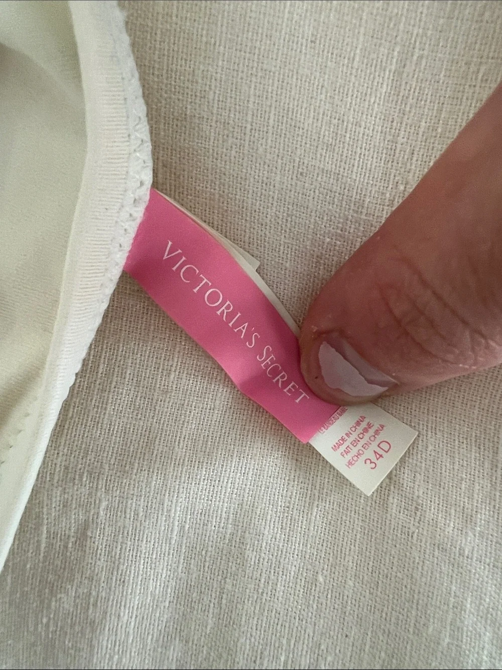 Victorias Secret smooth white